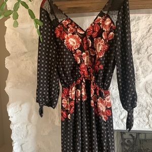 Chelsea and violet, size small, pantsuit with open front/shorts